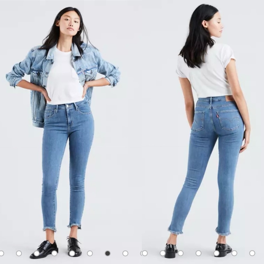 Levi’s 721 High Rise Frayed Hem Skinny Jeans